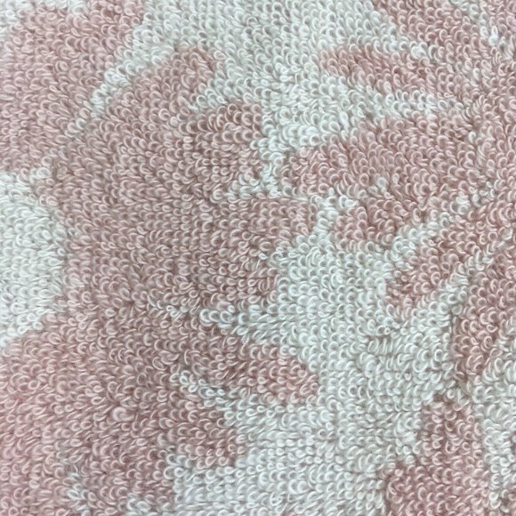 3 Wild Sage Maisie Daisy PINK & IVORY Floral Pattern 30x54 BATH Towels w/Fringe